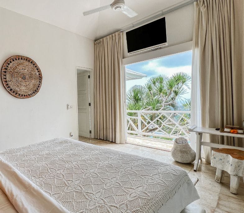 Gravity Hotel (Uluwatu)